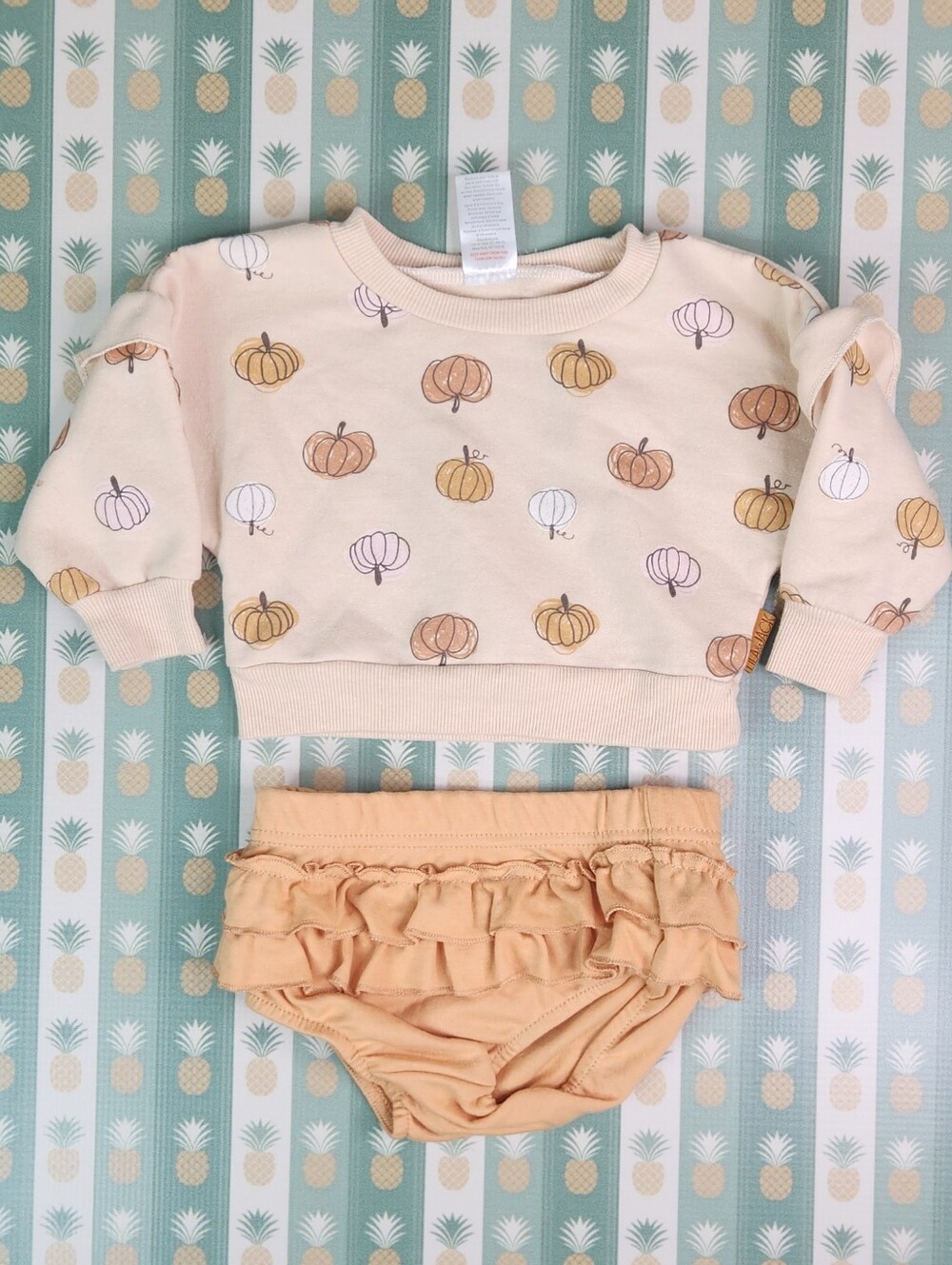Lila & Jack Pumpkin Print Sweatshirt & Ruffle Bloomer Set